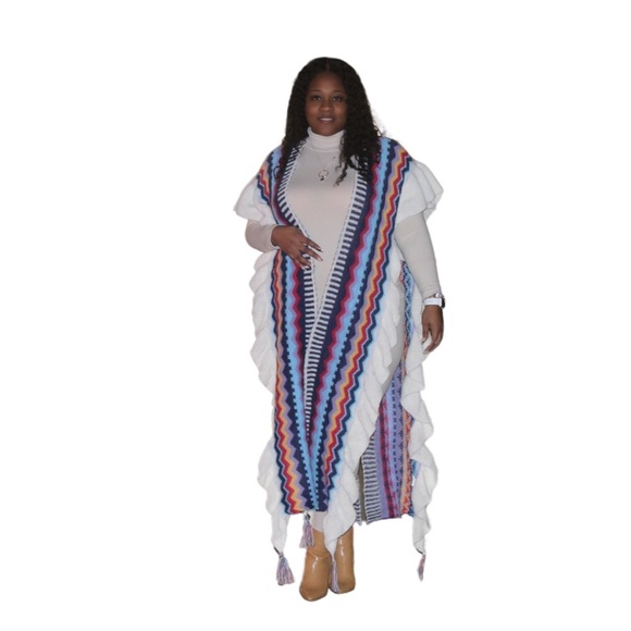 Colorful Zigzag Patterned Poncho - Picture 1 of 6